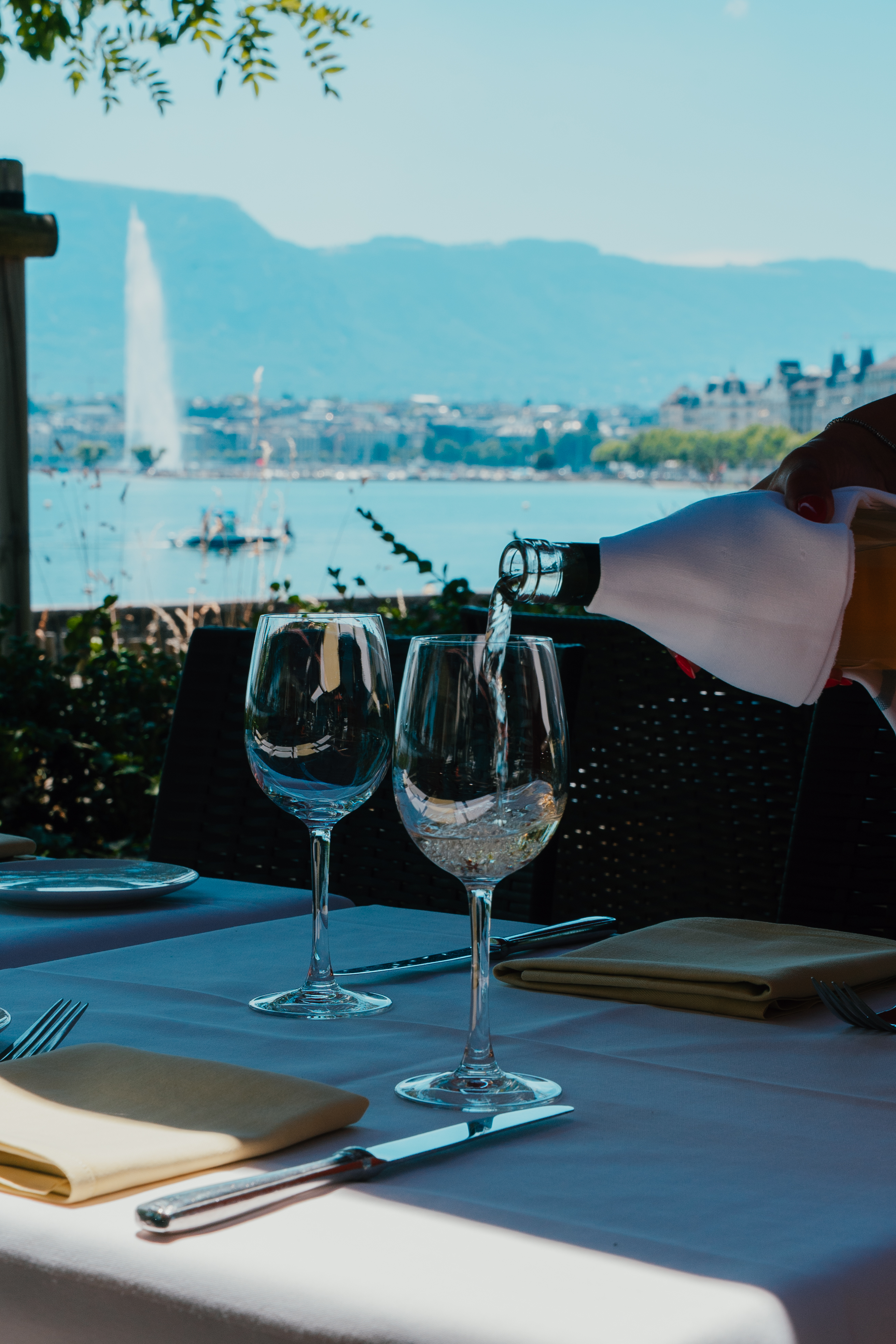 Terrasse de La Perle du Lac avec vue sur le lac Léman