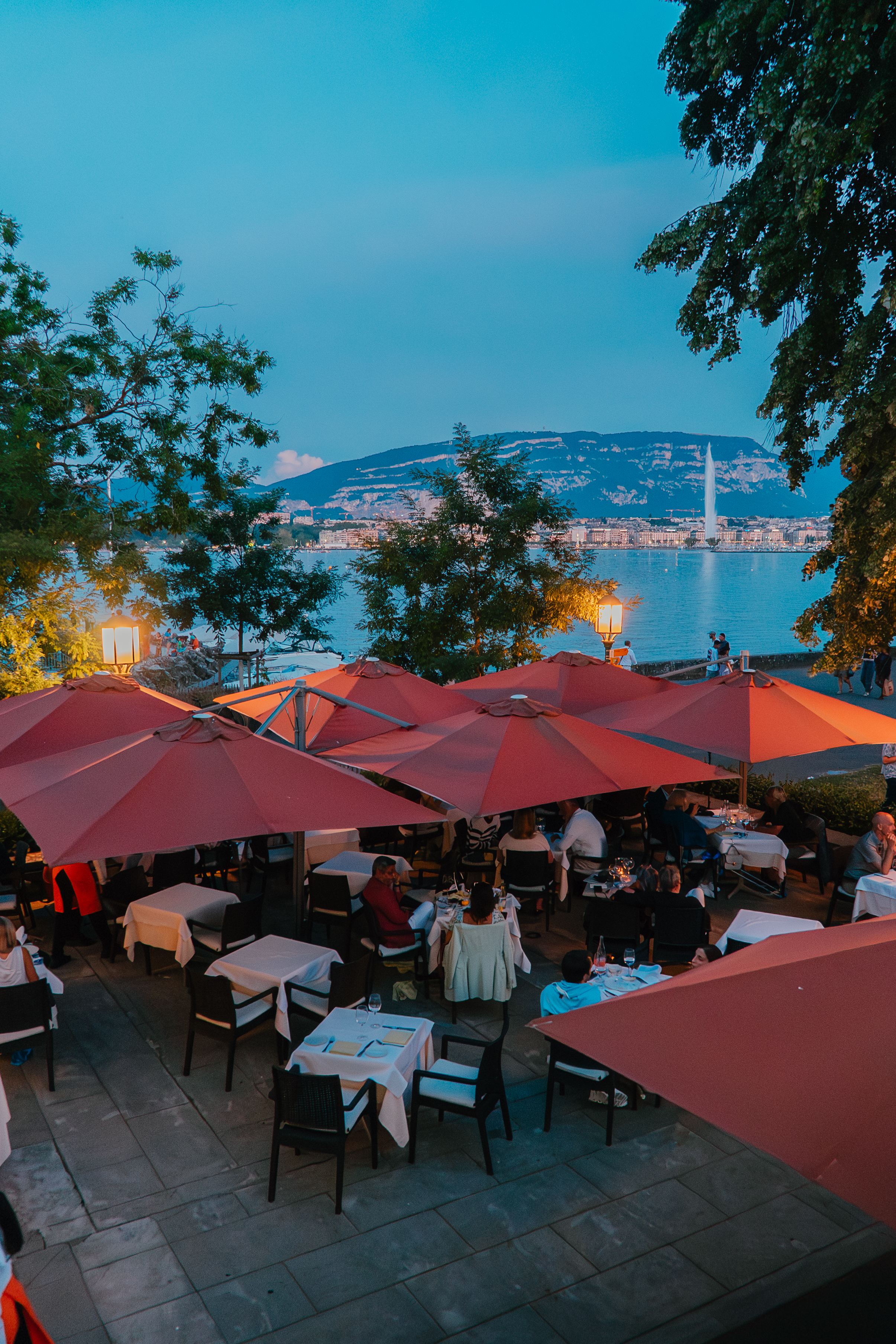 Salle du restaurant La Perle du Lac